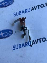 Ручка открытия лючка бензобака Subaru Impreza 3 2009г.  - Фото 2