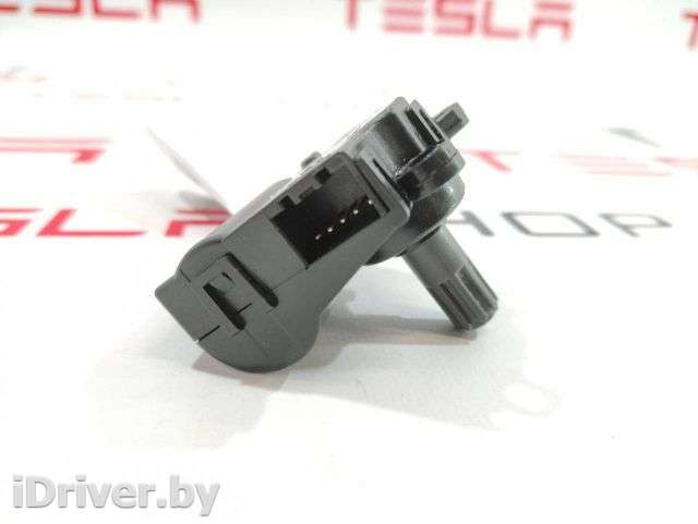 Переключатель отопителя (печки) Tesla model S 2014г. 6008245,1116135-00-B,D332-CK8AA04 - Фото 1