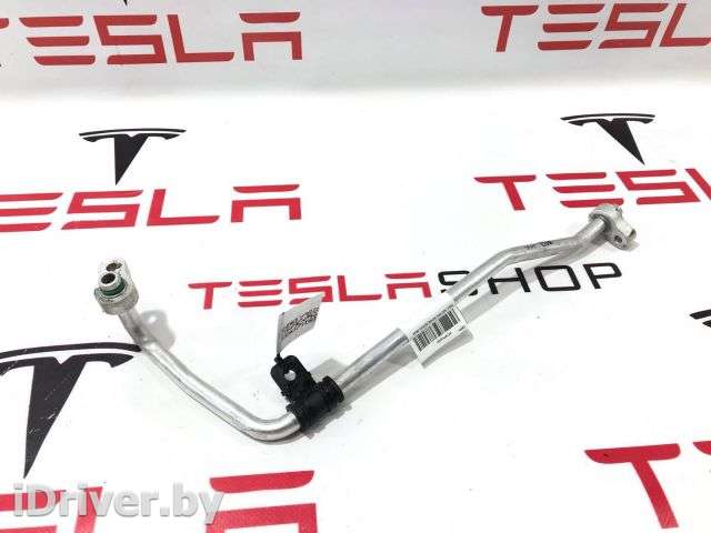 Трубка охлаждающей жидкости металлическая Tesla model S 2014г. 1002731-00-A - Фото 1