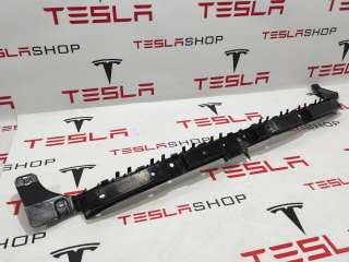 1083994-00-G Кронштейн крепления бампера к Tesla model 3 Арт 9928208