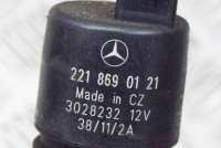 Насос (моторчик) омывателя стекла Mercedes E W212 2011г. A2218690121 , art3365790 - Фото 6