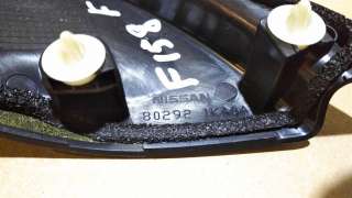 крышка зеркала внутренняя Nissan Juke 2012г. 802921KA0A - Фото 3