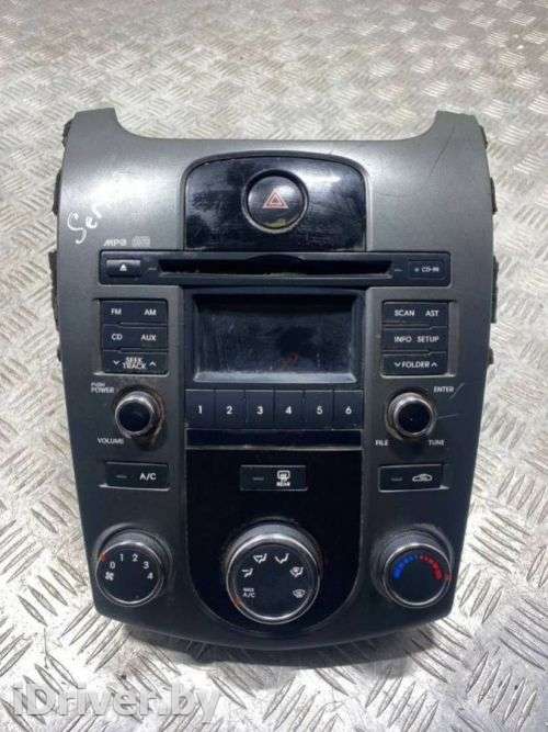 Магнитола (аудио система) Kia Cerato 2 2010г.  - Фото 1