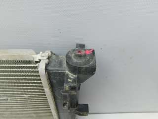 Радиатор охлаждения Hyundai Solaris 1 2011г.  - Фото 4