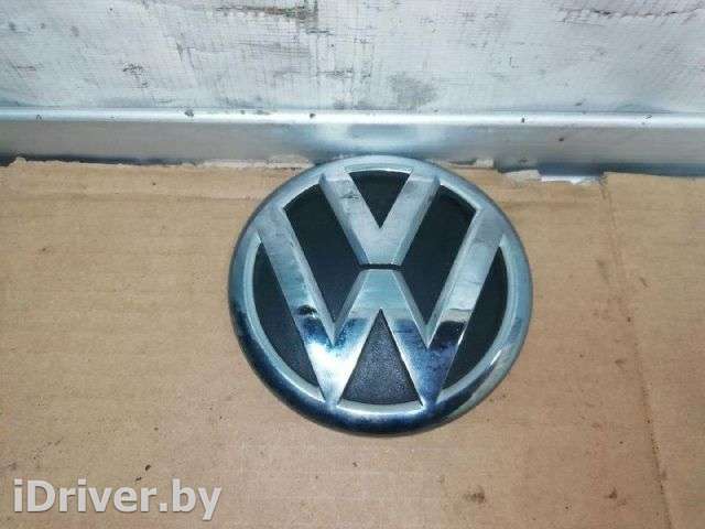 Эмблема Volkswagen Passat B7 2011г. 5M0853630B - Фото 1