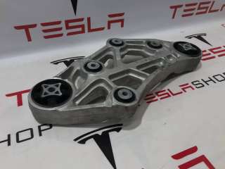 кронштейн двигателя Tesla model X 2017г. 1072964-00-A,1035000-01-J,1035300-00-E,1072847-00-A - Фото 4