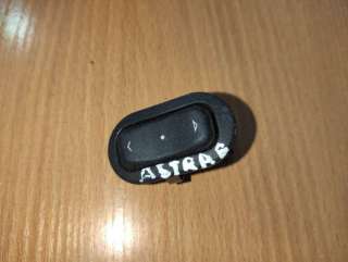 Кнопка стеклоподъемника переднего правого Opel Astra G 1999г.  - Фото 4