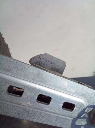 Механизм регулировки высоты ремня безопасности Volkswagen Touareg 1 2005г. 7L0857819F - Фото 6
