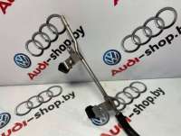 Трубка охлаждающей жидкости металлическая Volkswagen Passat CC 2009г. 3C0121070AJ,03H131561B - Фото 3