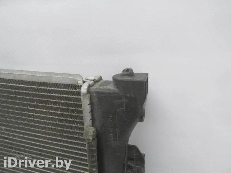 Радиатор охлаждения Hyundai Solaris 1 2011г.   - Фото 4
