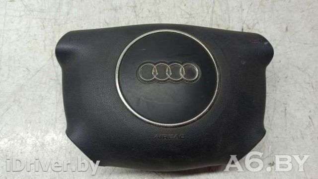 Подушка безопасности водителя Audi A4 B7 2003г. 8E0880201AA - Фото 1