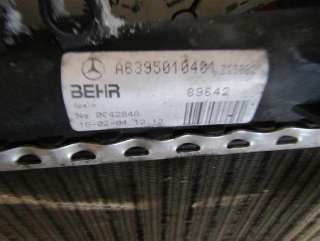 Радиатор охлаждения Mercedes Vito W639 2010г. A6395010401 - Фото 2
