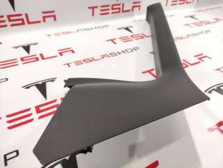 1010669-00-F,1007968-00-D Пластик салона к Tesla model S Арт 9898970
