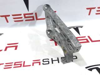 1563051-00-F,1563082-00-B Усилитель торпедо к Tesla model S Арт 9908081