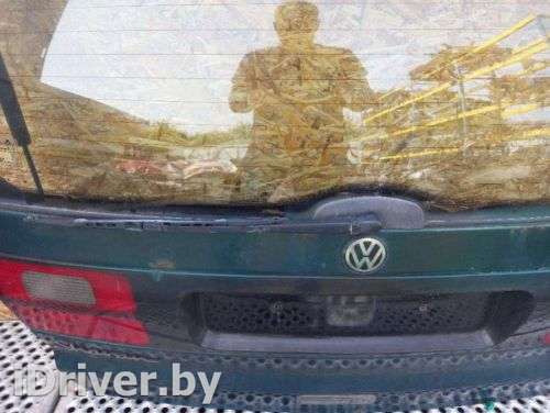 Дворник крышки багажника Volkswagen Sharan 1 1997г.  - Фото 1