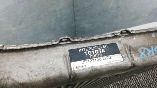 Радиатор интеркулера Toyota Avensis 2 2005г.  - Фото 2