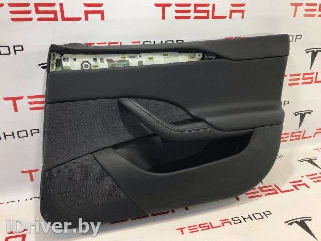 Обшивка двери передней правой (дверная карта) Tesla model S 2021г. 1633657-01-F,1633657-91-D - Фото 1