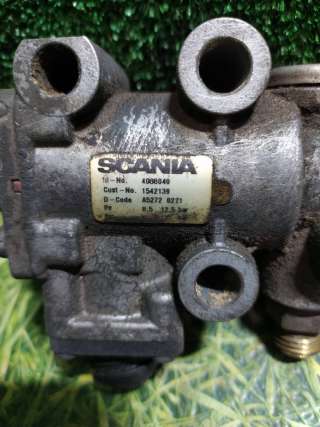 клапан горного тормоза Scania R-series 2005г. 4088040,1542139 - Фото 2