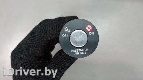 Кнопка (выключатель) Kia Ceed 2 2013г.  - Фото 1