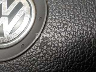 Подушка безопасности в рулевое колесо Volkswagen Touran 1 2004г. 5N0880201C1QB - Фото 6