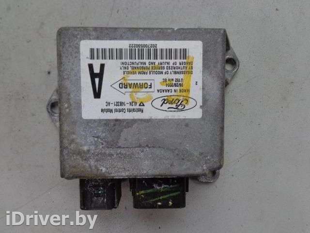 Блок управления подушек безопасности Ford Explorer 4 2004г. 4L2414B321AC - Фото 1