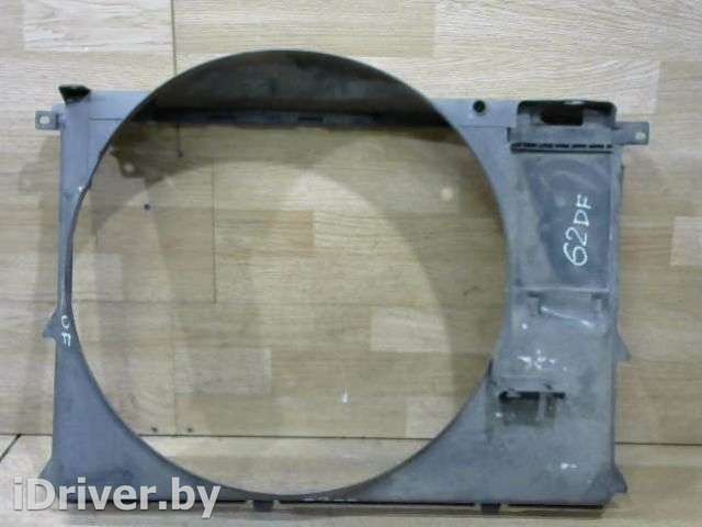 Диффузор (кожух) вентилятора BMW 7 E38 1998г. 17111702893 - Фото 1