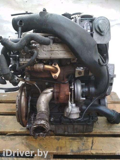 AXR Двигатель к Volkswagen Golf 4 Арт 14488