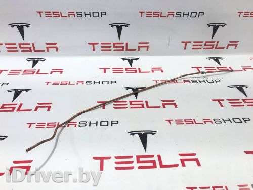 Трос открывания лючка топливного бака левая Tesla model S 2013г. 6008691-00-E - Фото 1