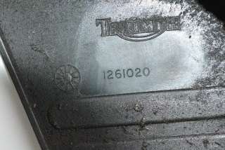 Декоративная крышка двигателя Triumph Daytona 2000г. 1261020 - Фото 4
