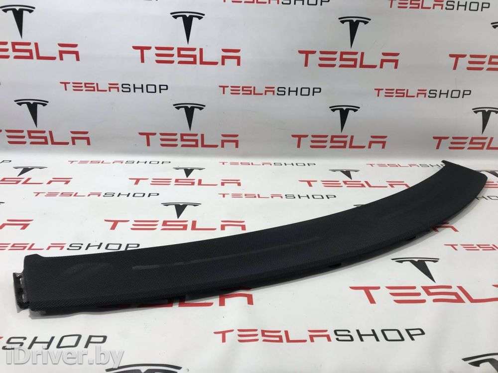 Накладка декоративная на торпедо Tesla model S 2015г. 6007510-00-G,1023273-00-B,1023272-00-B  - Фото 2
