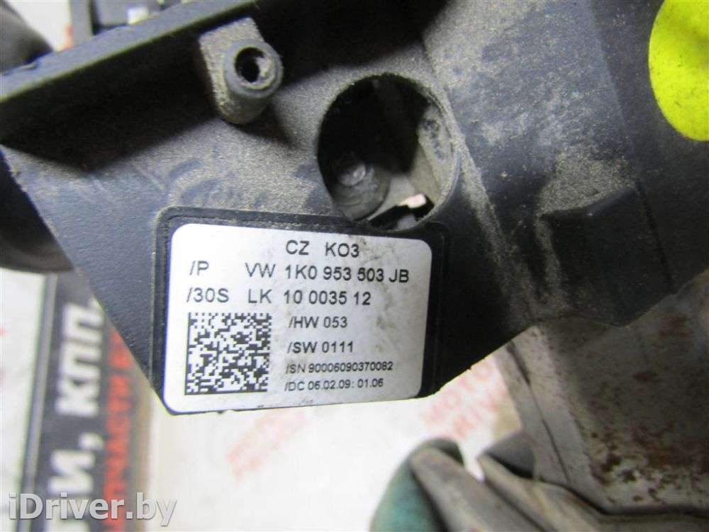 Кронштейн подрулевых переключателей Seat Leon 1 2012г. 1K0953503JB  - Фото 3
