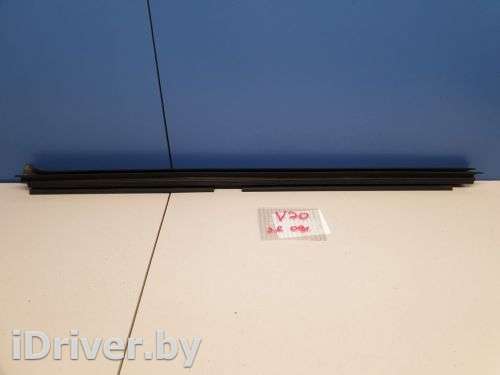 Накладка стекла задней левой двери Volvo XC70 3 2007г. 8663940 - Фото 1