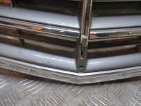 решетка радиатора Mercedes E W212 2013г. A2128801383, 4д82 - Фото 4