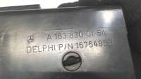 Дефлектор обдува салона Mercedes ML W163 2003г. a1638300154 - Фото 3
