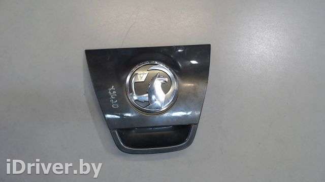 Ручка крышки багажника Opel Astra J 2013г. 176440,13380567 - Фото 1