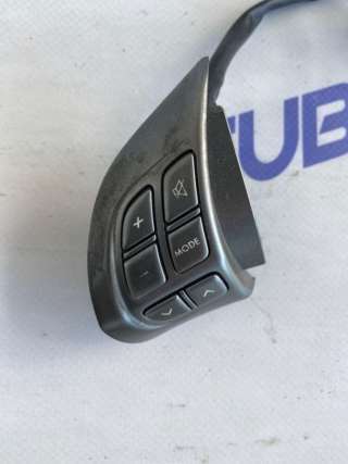 Кнопки руля Subaru Impreza 3 2008г.  - Фото 4