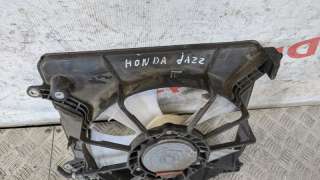Вентилятор радиатора Honda Jazz 1 2004г.  - Фото 3