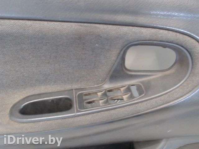 ручка боковой двери внутренняя перед лев Mazda 626 GE 1995г.  - Фото 1