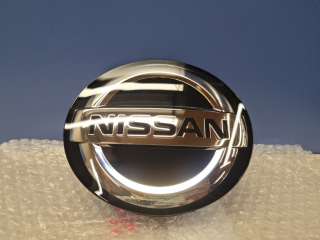 62890HV20A Эмблема решетки радиатора к Nissan Qashqai 2 Арт Z302962
