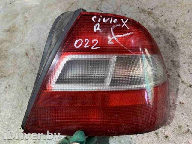 фонарь задний правый Honda Civic 6 1998г.  - Фото 1