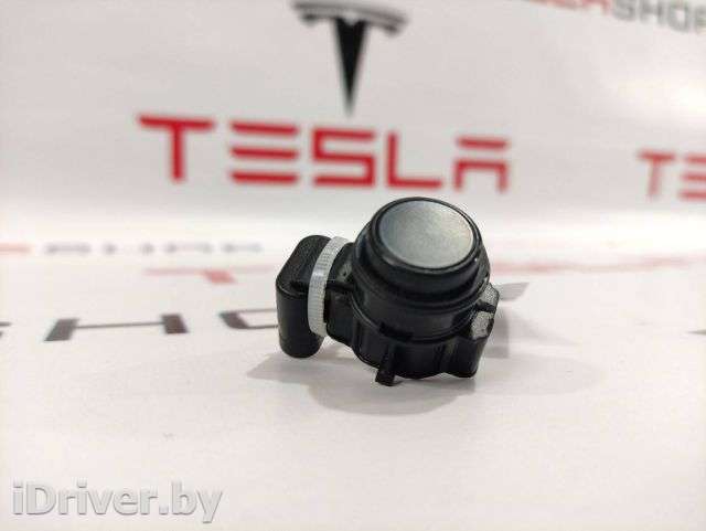 парктроник Tesla model S 2018г. 1048473-06-A - Фото 1