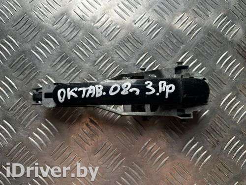 Ручка наружная задняя правая Skoda Octavia A5 2008г. 5J0837886 - Фото 1