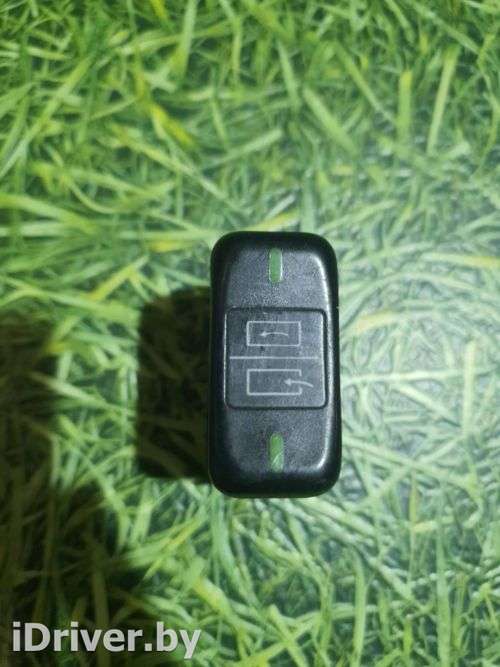 Кнопка (выключатель) Mercedes Axor 2004г. 0025458107 - Фото 1