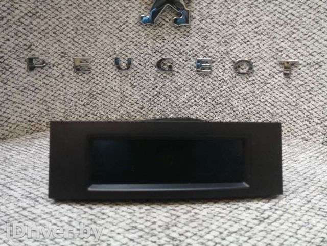 Дисплей Peugeot 3008 1 2010г.  - Фото 1