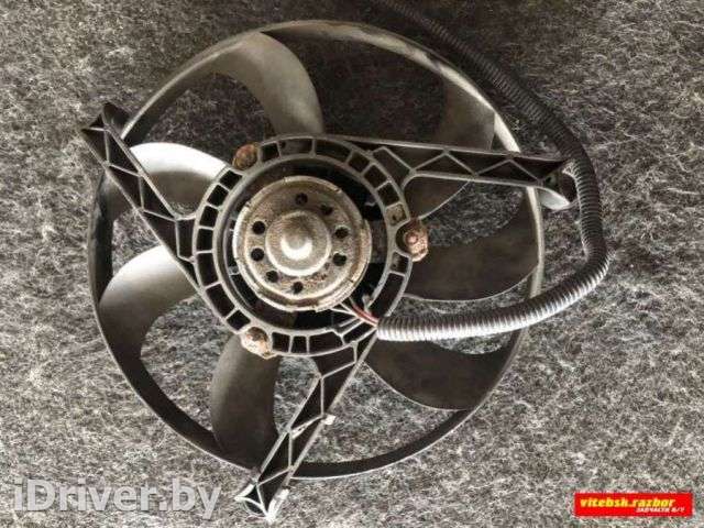 Вентилятор кондиционера Volkswagen Golf 4 2001г.  - Фото 1