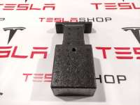 1089757-00-B Прочая запчасть к Tesla model X Арт 9885949