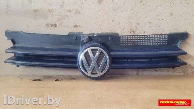 Решетка радиатора Volkswagen Golf 4 1997г. 1J0853665A, 1J0853651B - Фото 1