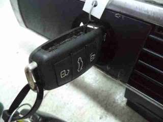 Кнопка аварийной сигнализации Audi A6 C7 (S6,RS6) 2011г.  - Фото 2