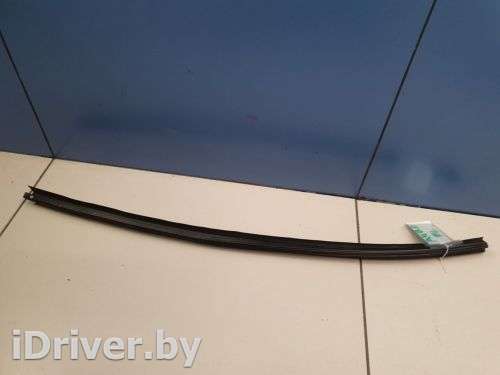 Накладка стекла передней левой двери Audi A4 B9 2015г. 8W0837479 - Фото 1