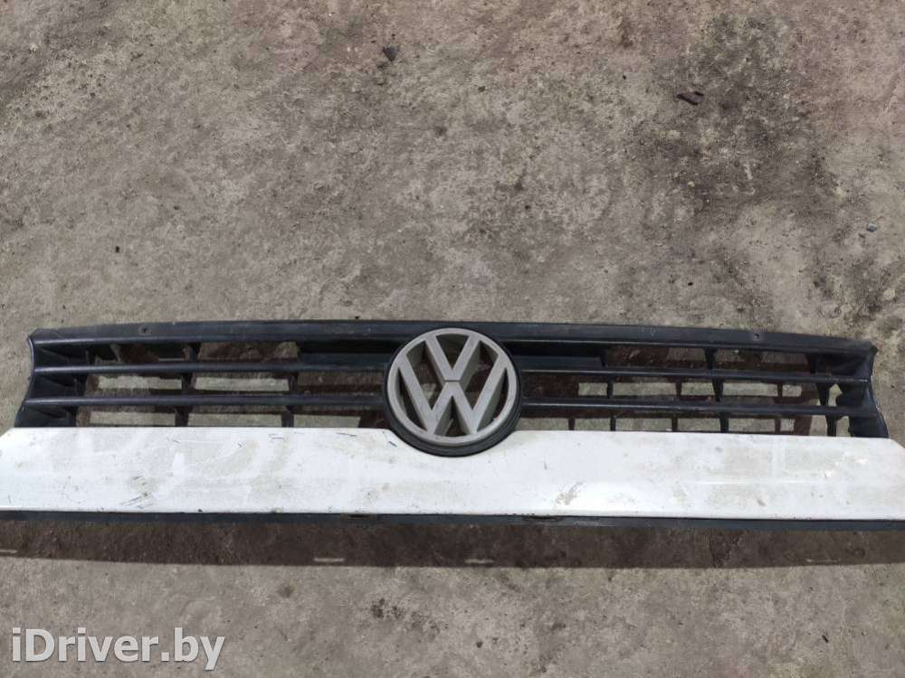 Решетка радиатора Volkswagen Golf 3 1995г.   - Фото 3